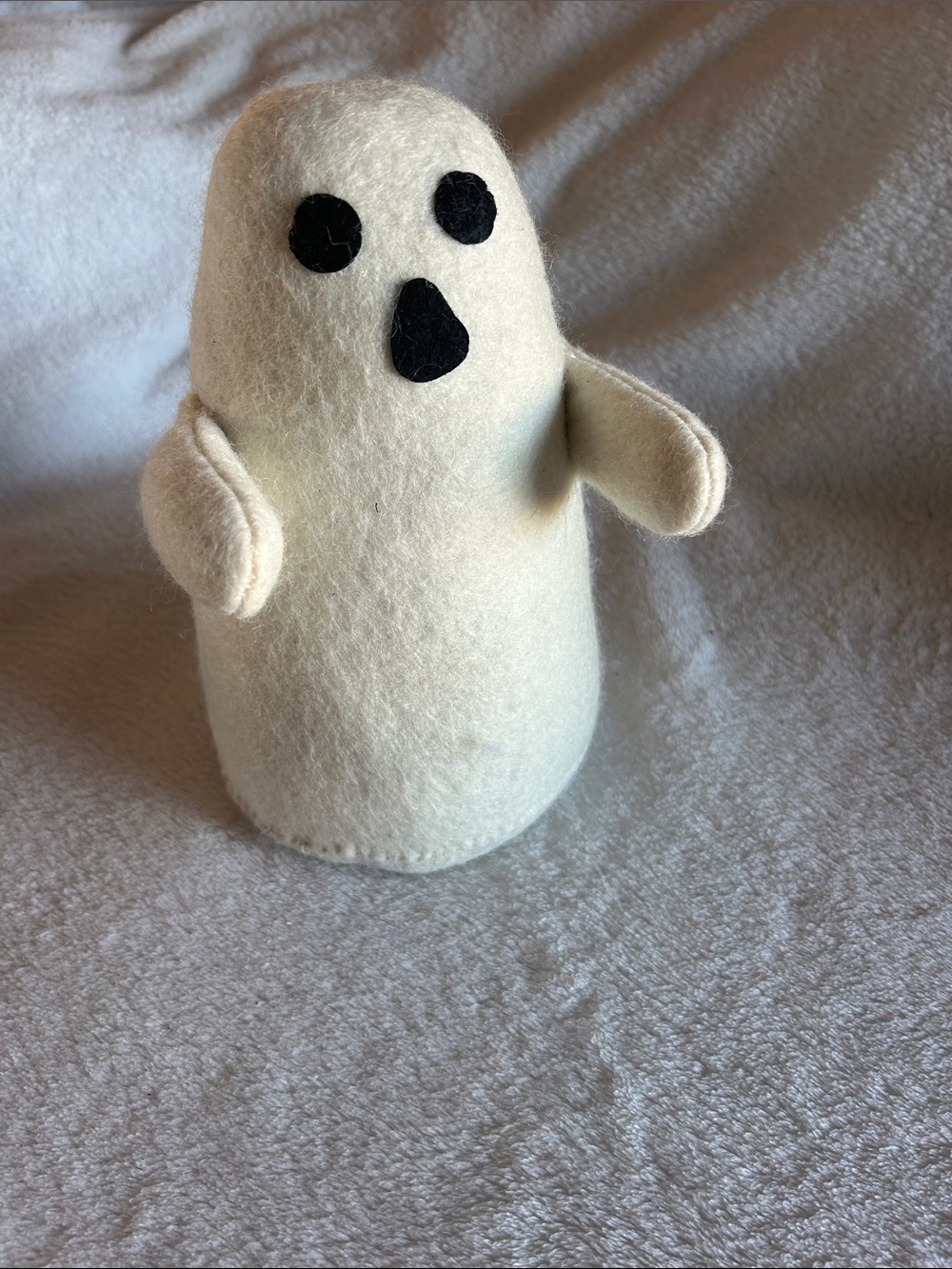 Cream Felt Ghost decor